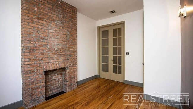 Photo - Gut-Renovated 3BR + Massive Finished Basement | Backyard, Laundry & HVAC | Bushwick Unidad 1L