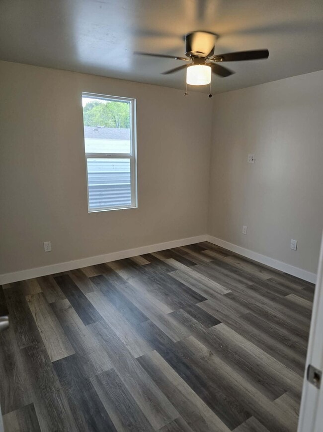 Photo - 2222 W Dunlop St