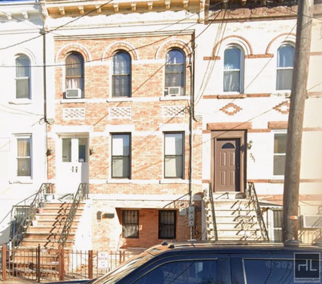 Photo - BRADFORD STREET XXL 1BD Unit 2