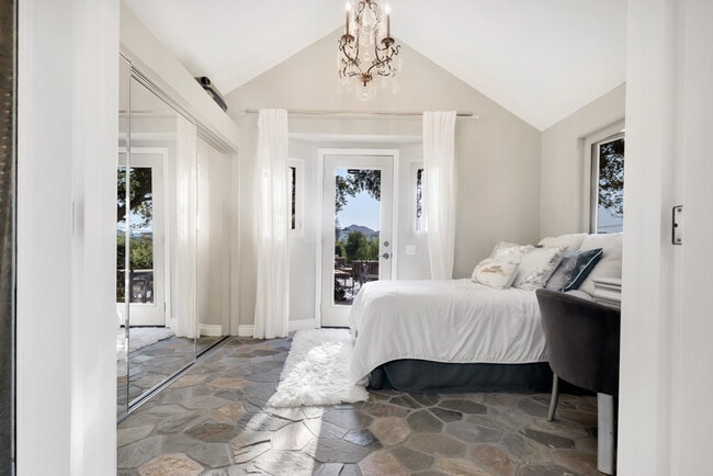 Photo - 314 Upper Lake Rd