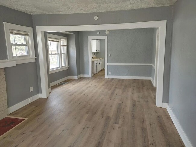 Photo - 5401 Highland Ave