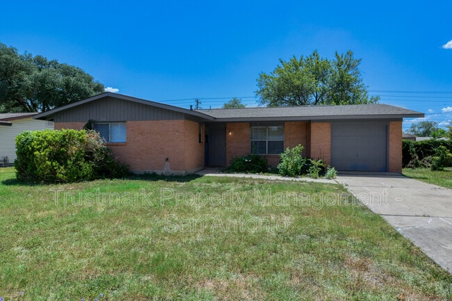 Building Photo - 410 Maple Dr Rental
