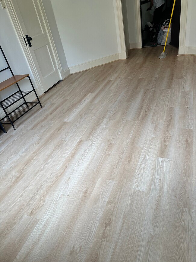 Photo - 90 Brainerd Rd Unidad 8