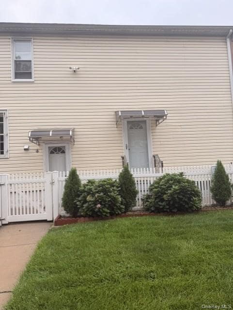 Photo - 133-01 Cranston St Unit 2