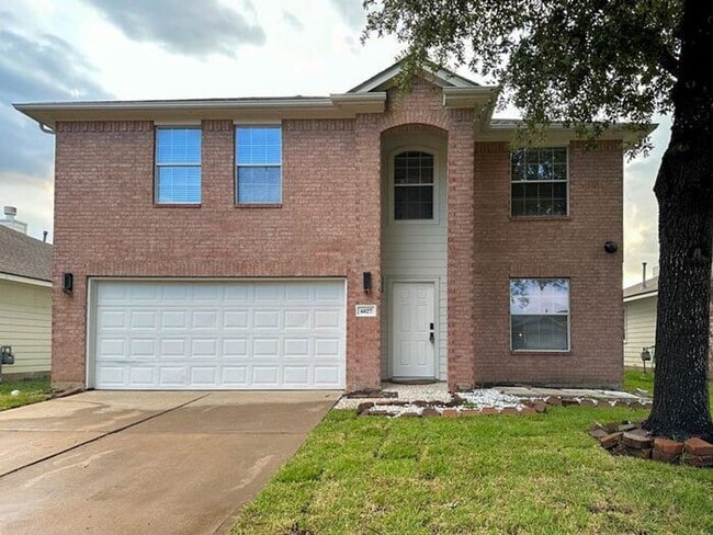Beautiful 4-Bedroom Home in Katy, TX – Spa... - Beautiful 4-Bedroom Home in Katy, TX – Spa...