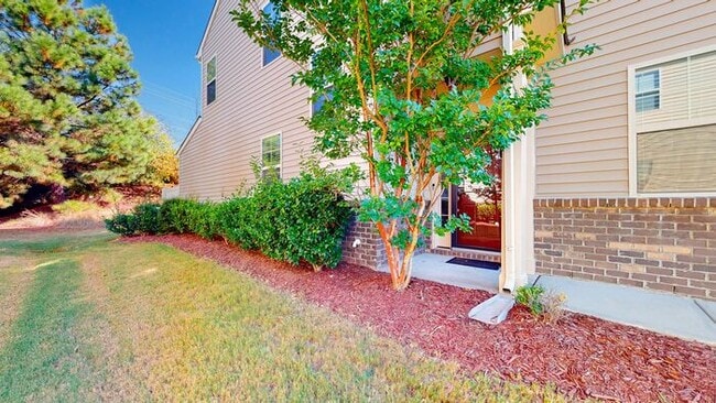 Photo - Inviting End Townhome with Loft, Granite Kitchen & 2-Car Garage , Near RTP, RDU, I-40 & I-540