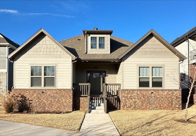 Building Photo - 2067 N Penelope Ln Unit 1