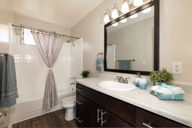 Fairway Village Apartments