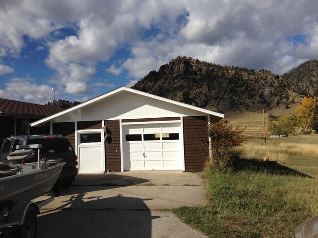 Photo - 6 Meadowlark Sq