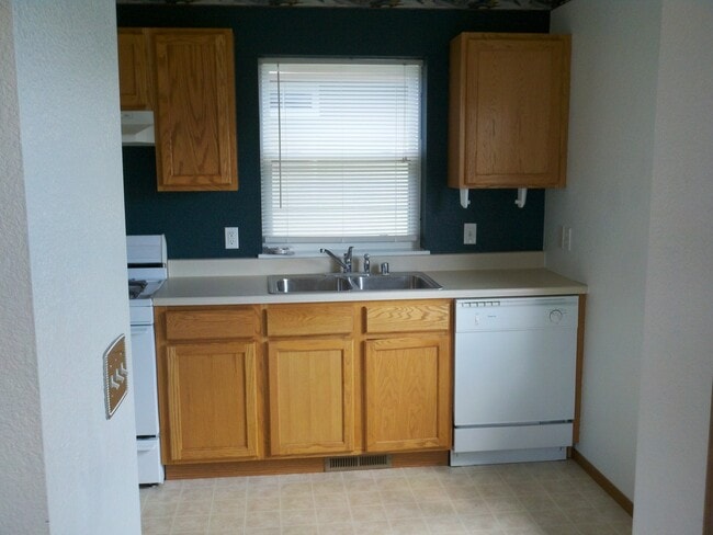 Photo - House in Canyon Creek Village.