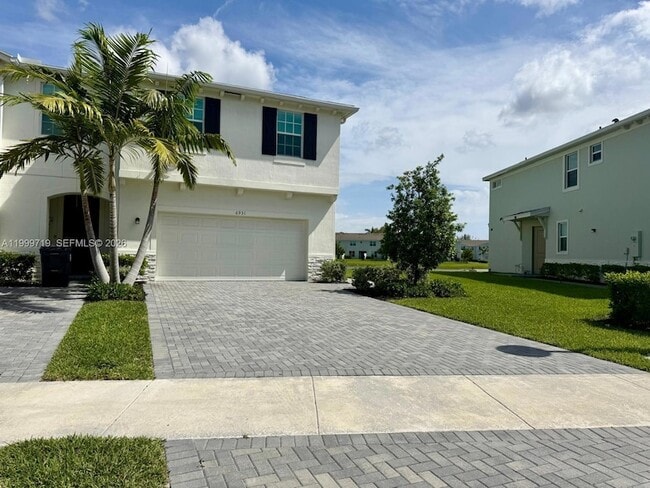 Building Photo - 6931 Harbours Edge Ave