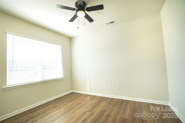 Photo - 1403 Caracara Ct