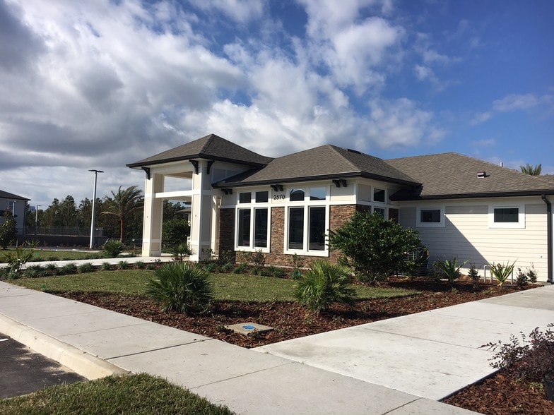 Atwater Apartments For Rent in Tavares, FL