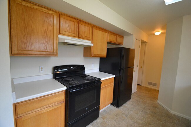 Photo - 7228 Waterman Way