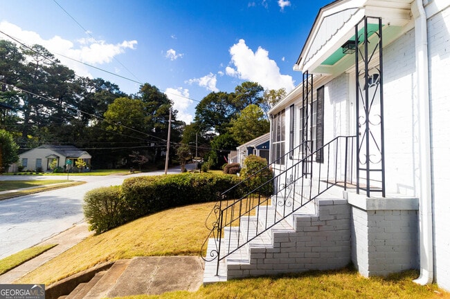 Photo - 1275 E Forrest Ave