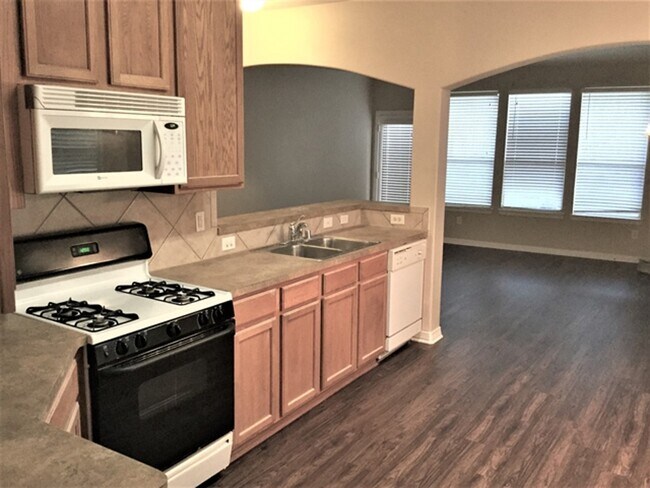 Photo - 2213 Perkins Crossing Dr