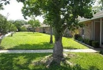 Photo - Navasota Manor Apartments