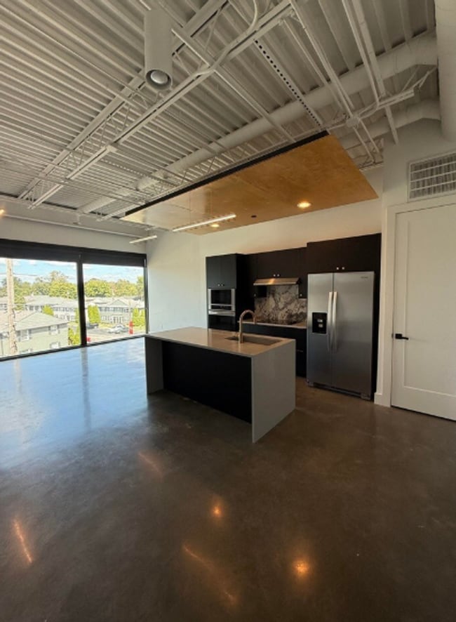 Photo - The Icon - Suite 305