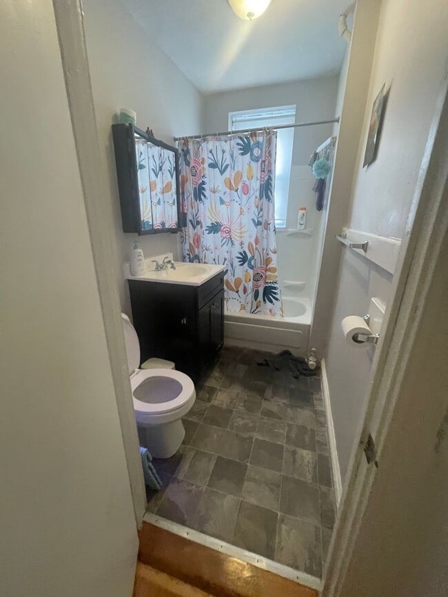 Photo - Brookline Village 4 bed 1 bath NO FEE Heat Hw inc Students ok Seconds to D line  NEW KITCHEN