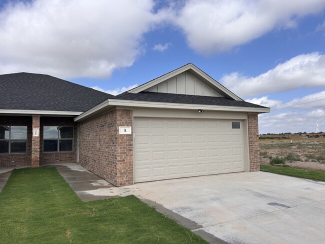 Photo - "Charming 3-Bed, 2-Bath Home with Granite ... Unit #A