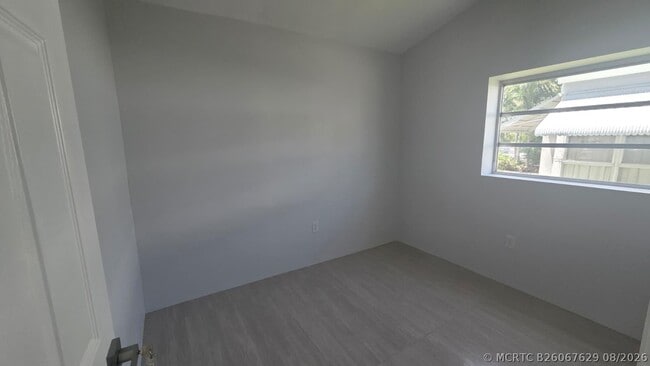 Photo - 2539 Cleveland St