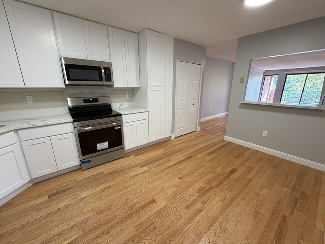 Photo - 1850 Beacon St Unit 3044