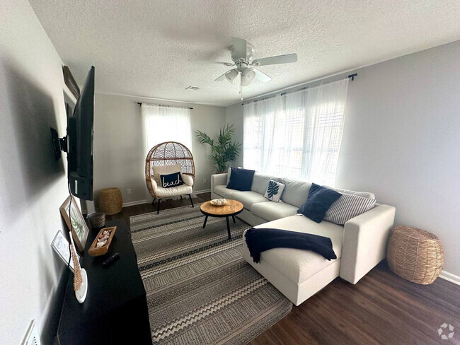 Building Photo - 2311 56th St Unit ID1223250P Rental