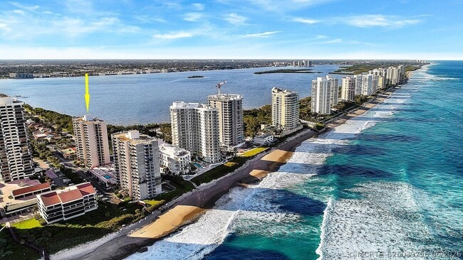 Building Photo - 4200 N Ocean Dr Unit 2-306
