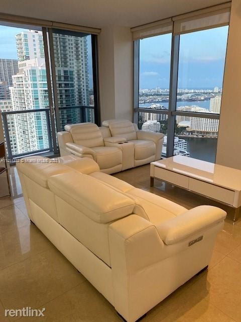 Photo - 2 br, 2.5 bath Condo - 1060 Brickell Ave A... Unidad Apt 4001