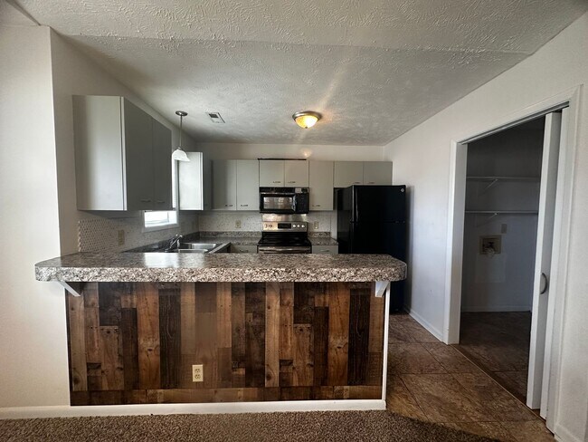 Photo - 6764 Willowbrook Dr