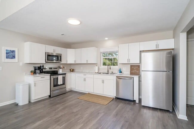 Photo - 126 Lees Lndg