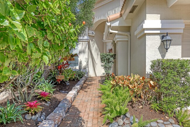 Photo - 754 Cable Beach Ln