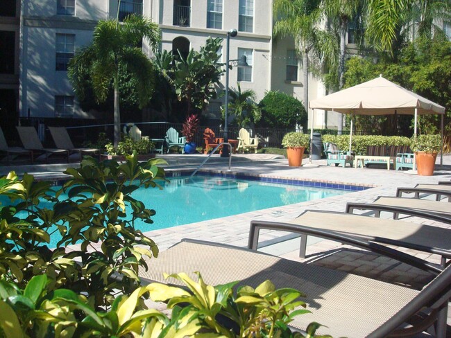 Photo - 2402 W Azeele St Unit 455