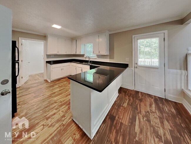 Photo - 3004 Cardinal Dr