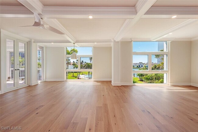 Photo - 400 Park Shore Dr Unit 304