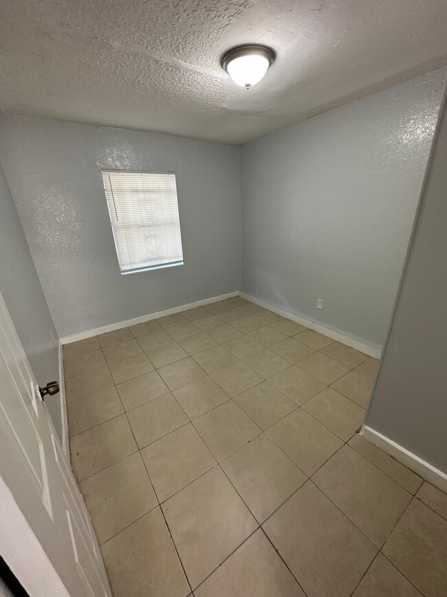 Photo - 312 Acosta St