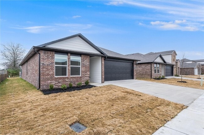 Photo - 4611 W Barhem Dr