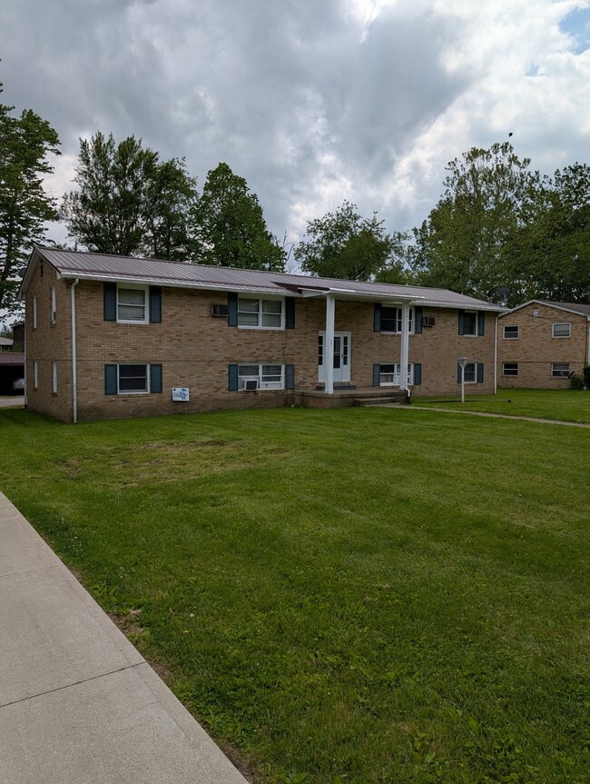 Building Photo - 292 Kennedy St Unit 4 Rental
