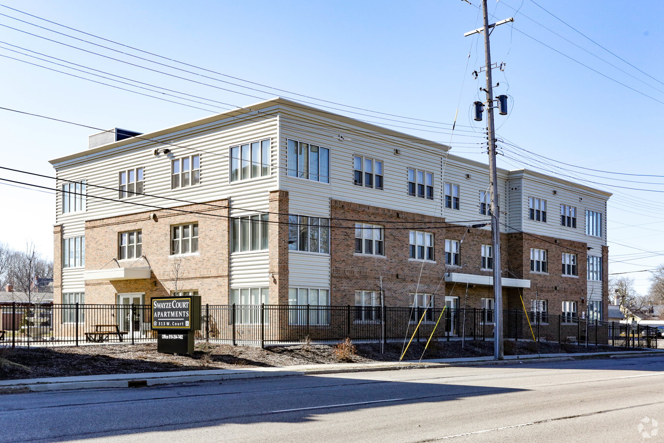 Swayze Court Apartments - Swayze Court Apartments