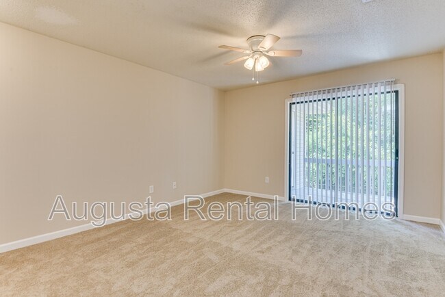 Photo - 3510 Woodlake Rd