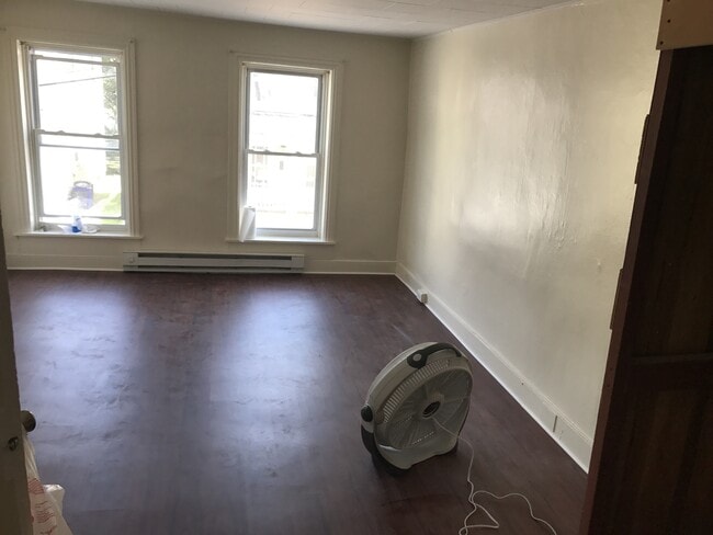 Photo - 122 N Penn St