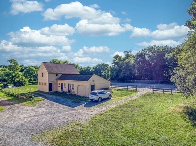 Photo - 253 Davis Rd Unidad 253 Davis Road