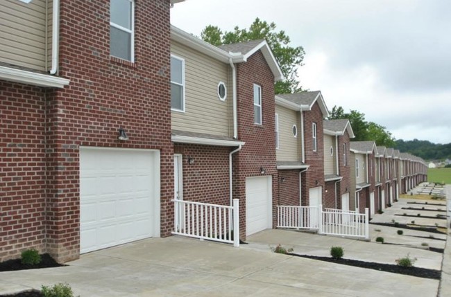 Townhouses of BB Way - Townhouses of BB Way