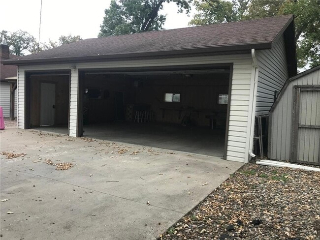 Photo - 1315 Summit Ave