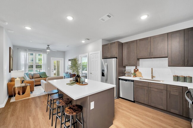 Building Photo - The Delta Pearland Rental