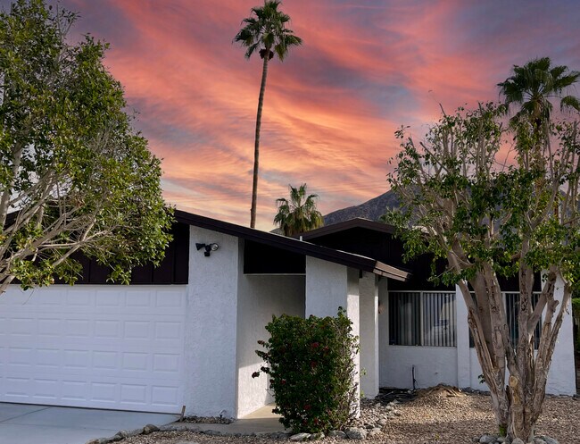 Photo - 53910 Avenida Herrera