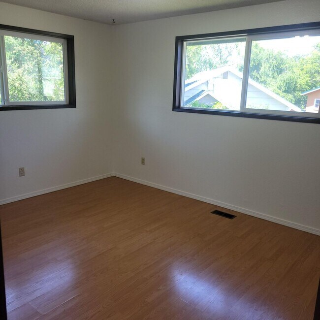 Photo - Goeco, Inc-PM-018-0013-533-535 Unit 535