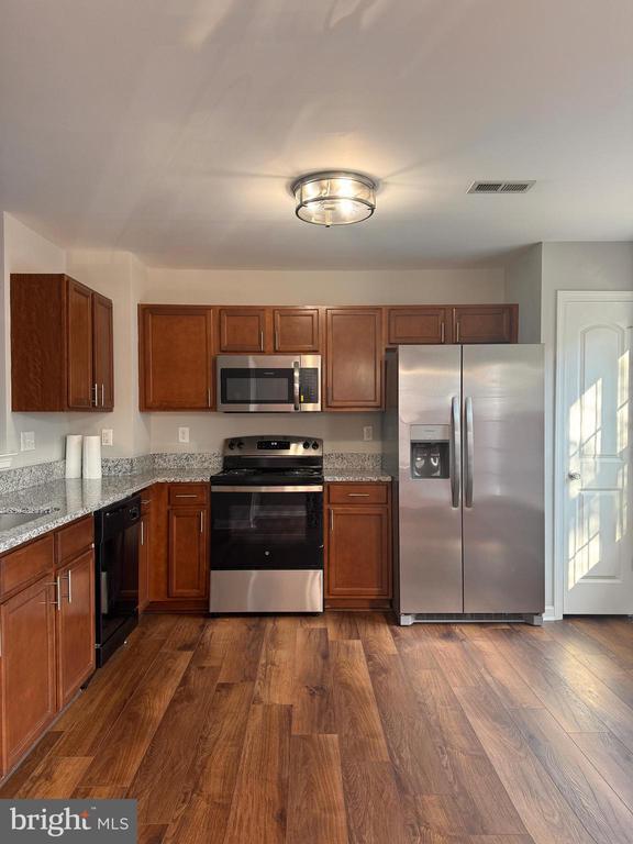 Photo - 220 South St