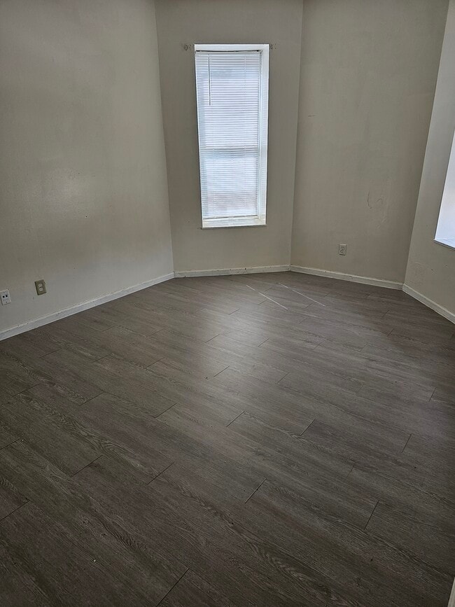 2nd bed room - 2023 S Compton Ave