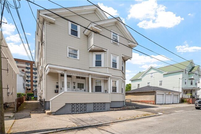 Photo - 52 Furnace St Unit 3
